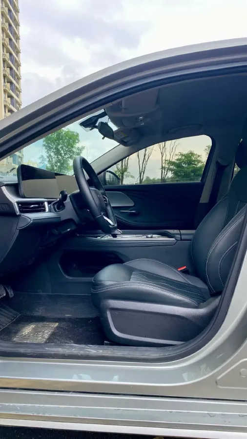 2025 Chery Arrizo 8 1.6T 197HP L4 7DCT,autocango,china used car exporter,china ev exporter,chinese used car exporter,chinese used ev exporter