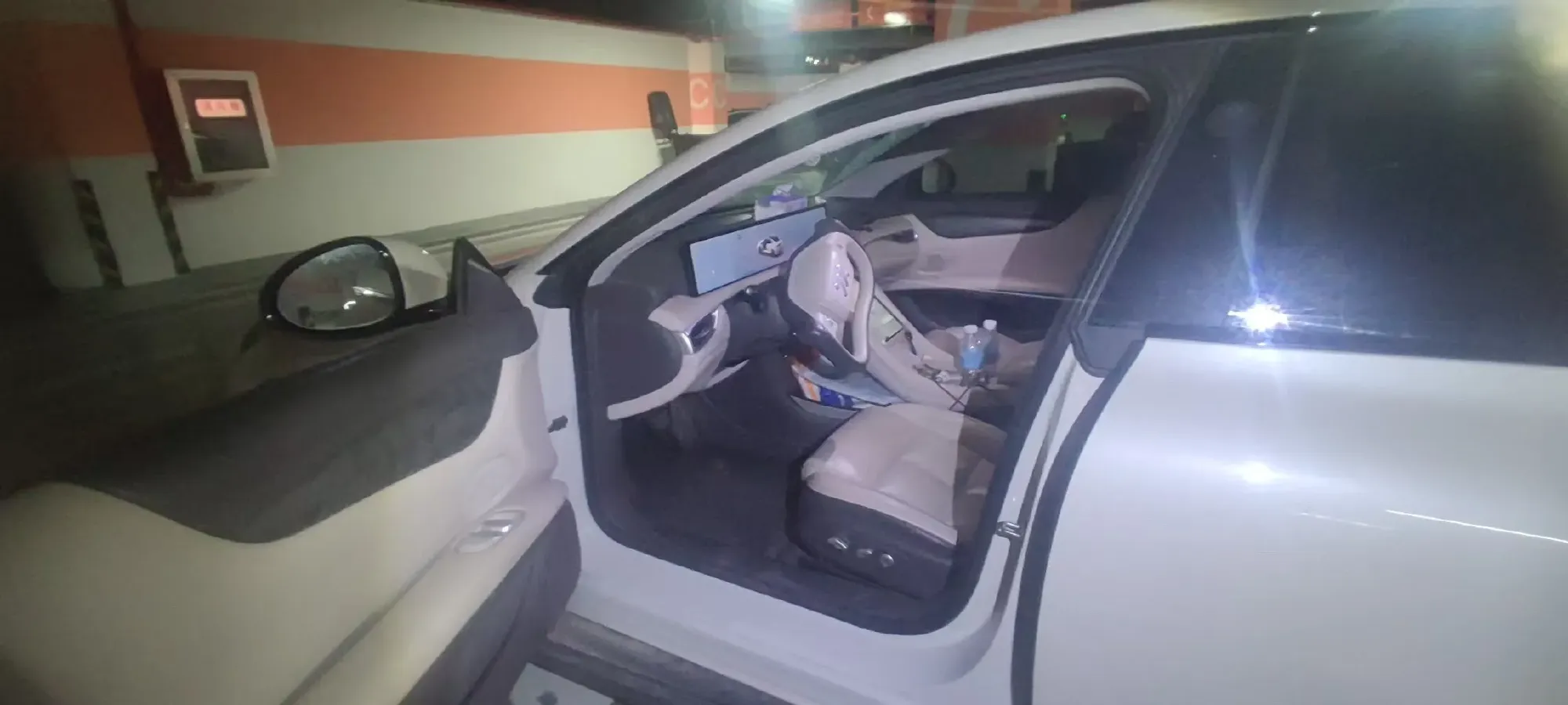 2024 IM L6 BEV 75KWH,autocango,china used car exporter,china ev exporter,chinese used car exporter,chinese used ev exporter