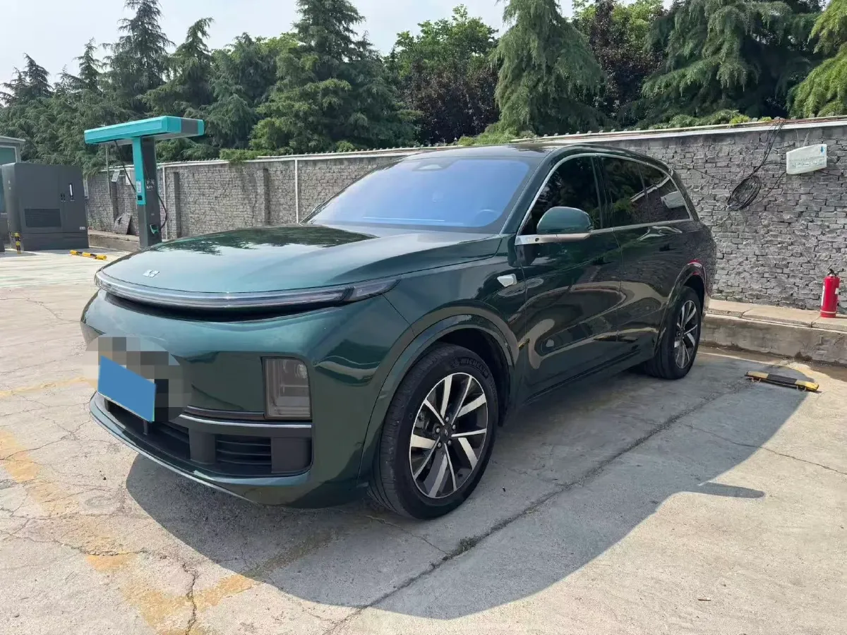 2023 Li L8 Range Extended 154HP REEV 40.9KWH,autocango,china used car exporter,china ev exporter,chinese used car exporter,chinese used ev exporter
