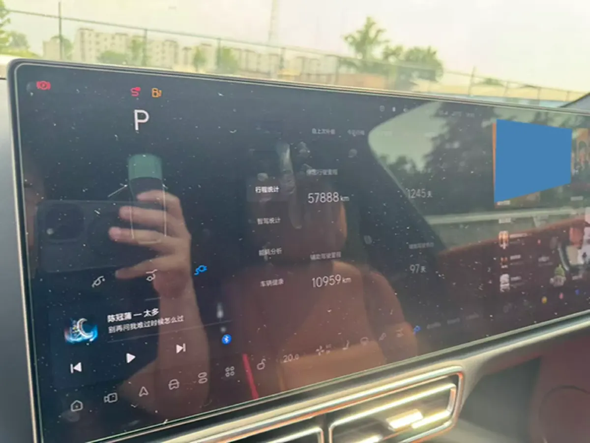 2023 Li L8 Range Extended 154HP REEV 40.9KWH,autocango,china used car exporter,china ev exporter,chinese used car exporter,chinese used ev exporter
