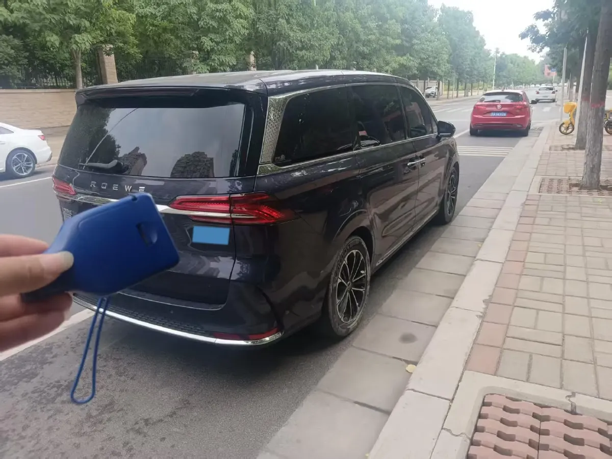 2021 Roewe iMAX8 2.0T 234HP L4 8AT,autocango,china used car exporter,china ev exporter,chinese used car exporter,chinese used ev exporter