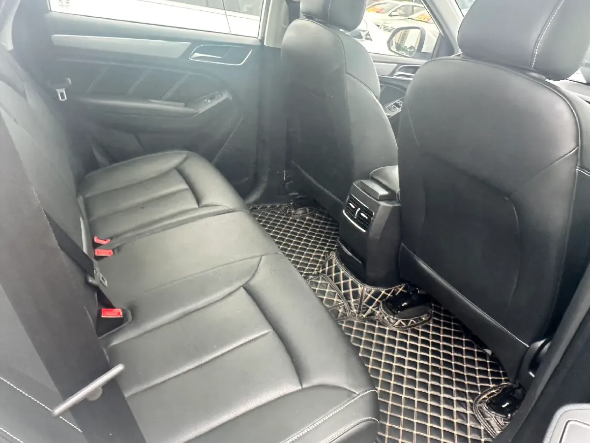 2020 Roewe RX5 1.5T 169HP L4 7DCT,autocango,china used car exporter,china ev exporter,chinese used car exporter,chinese used ev exporter