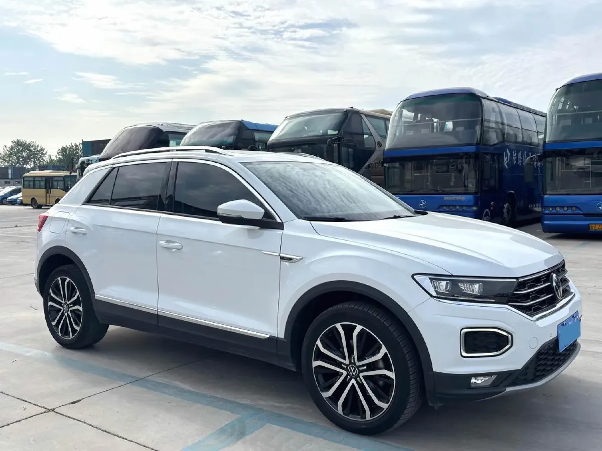 2022 Volkswagen T-Roc 1.4T 150HP L4 7DCT,autocango,china used car exporter,china ev exporter,chinese used car exporter,chinese used ev exporter