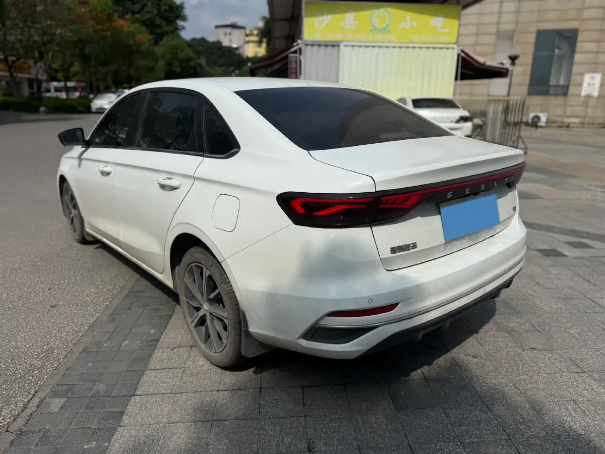 2022 Geely Emgrand 1.5L 114HP L4 CVT,autocango,china used car exporter,china ev exporter,chinese used car exporter,chinese used ev exporter