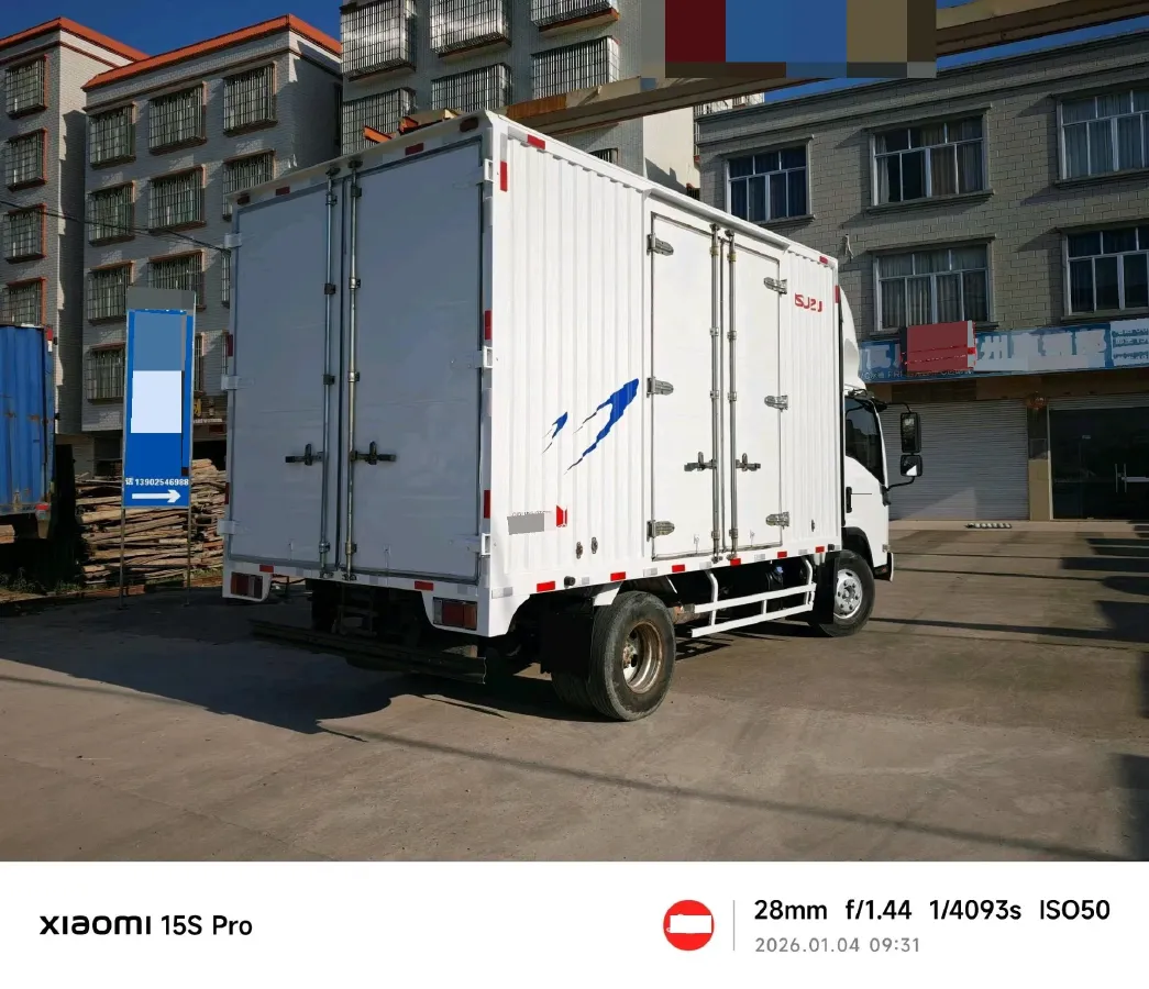 2025 Isuzu Light Truck 5MT,autocango,china used car exporter,china ev exporter,chinese used car exporter,chinese used ev exporter