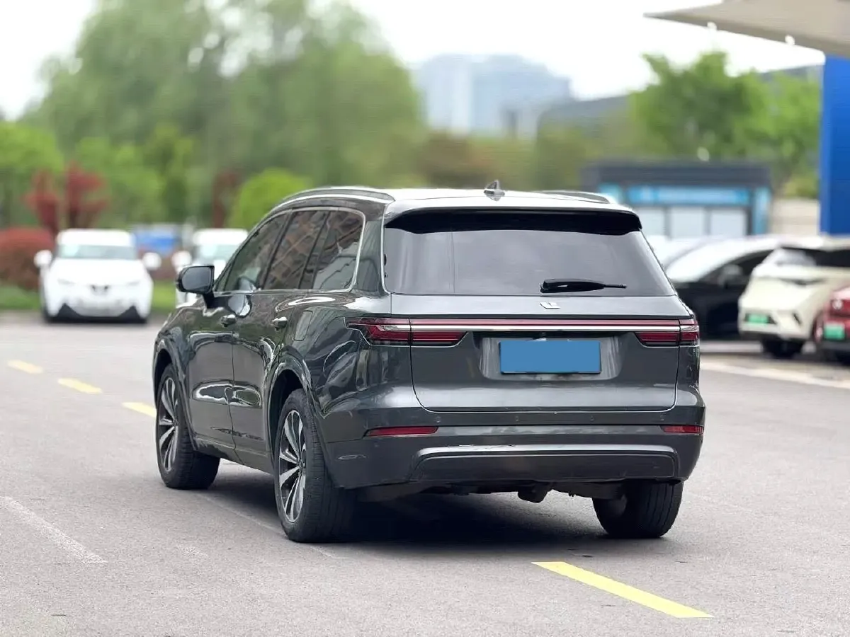 2020 Li ONE Range Extended 131HP REEV 40.5KWH,autocango,china used car exporter,china ev exporter,chinese used car exporter,chinese used ev exporter