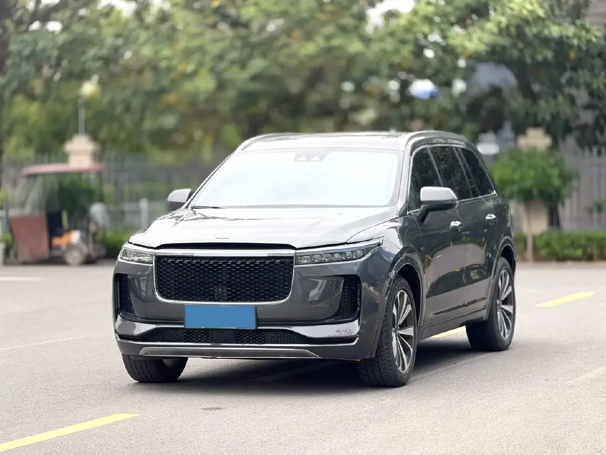 2020 Li ONE Range Extended 131HP REEV 40.5KWH,autocango,china used car exporter,china ev exporter,chinese used car exporter,chinese used ev exporter