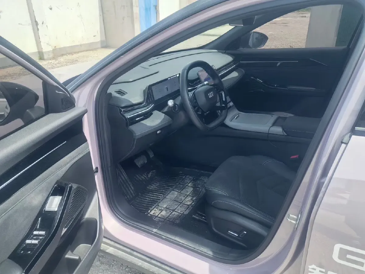 2023 Geely Galaxy L6 1.5T 163HP L4 3DHT PHEV,autocango,china used car exporter,china ev exporter,chinese used car exporter,chinese used ev exporter