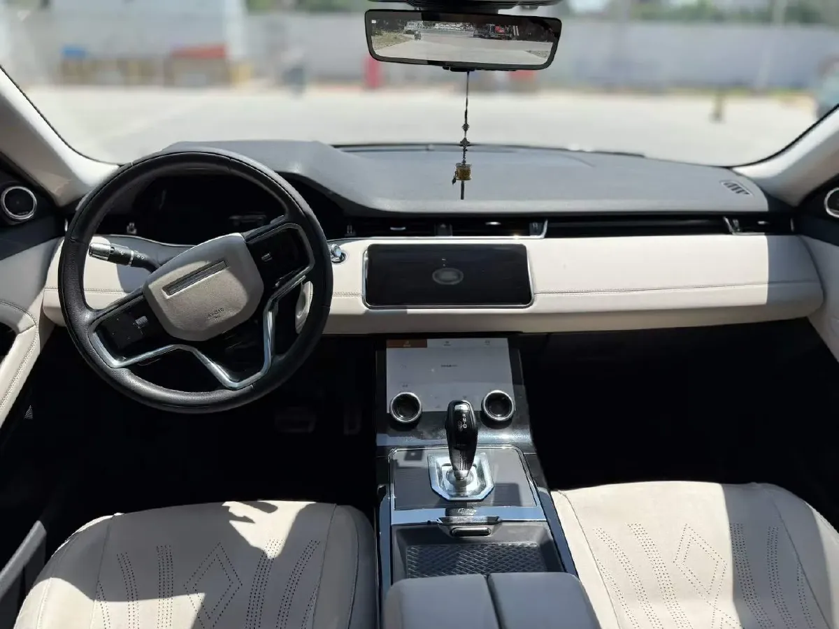 2021 Land Rover Range Rover Evoque 2.0T 249HP L4 9AT,autocango,china used car exporter,china ev exporter,chinese used car exporter,chinese used ev exporter