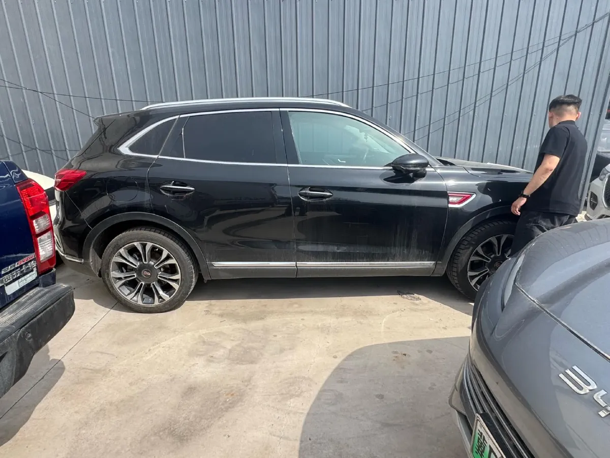 2019 HongQi HS5 2.0T 224HP L4 6AT,autocango,china used car exporter,china ev exporter,chinese used car exporter,chinese used ev exporter