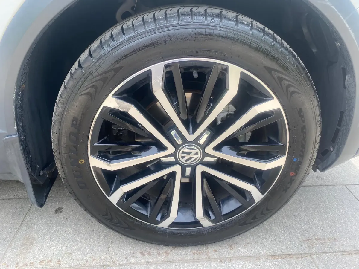 2020 Volkswagen T-Roc 1.4T 150HP L4 7DCT,autocango,china used car exporter,china ev exporter,chinese used car exporter,chinese used ev exporter