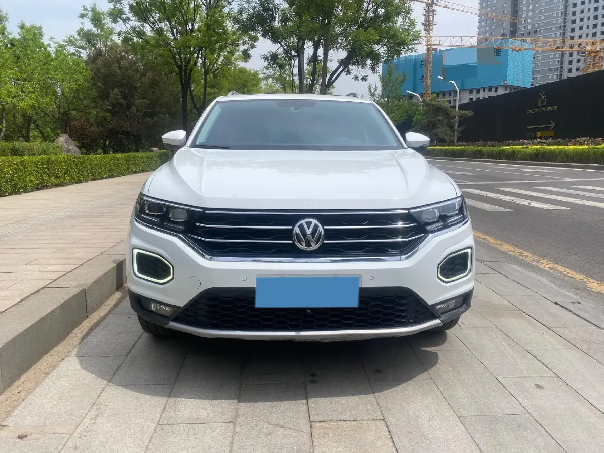 2020 Volkswagen T-Roc 1.4T 150HP L4 7DCT,autocango,china used car exporter,china ev exporter,chinese used car exporter,chinese used ev exporter