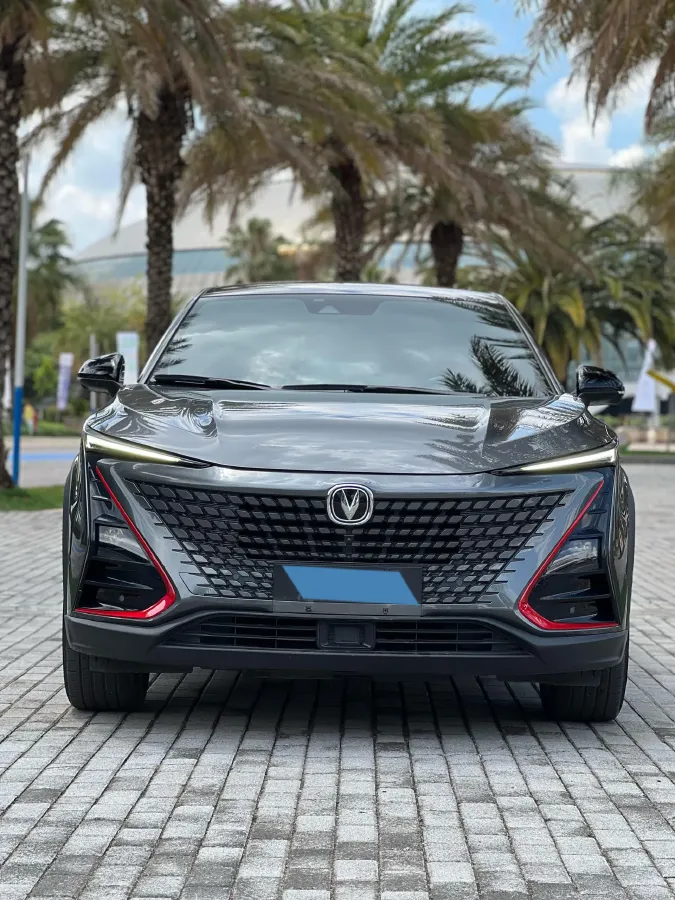 2020 ChangAn UNI-T 1.5T 180HP L4 7DCT,autocango,china used car exporter,china ev exporter,chinese used car exporter,chinese used ev exporter