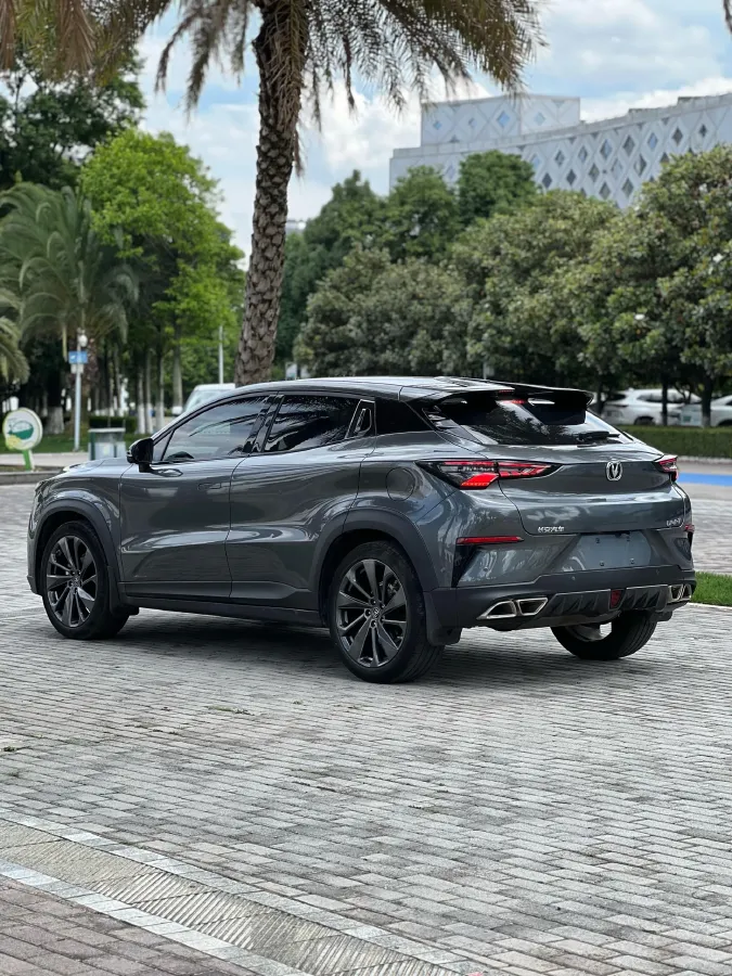 2020 ChangAn UNI-T 1.5T 180HP L4 7DCT,autocango,china used car exporter,china ev exporter,chinese used car exporter,chinese used ev exporter