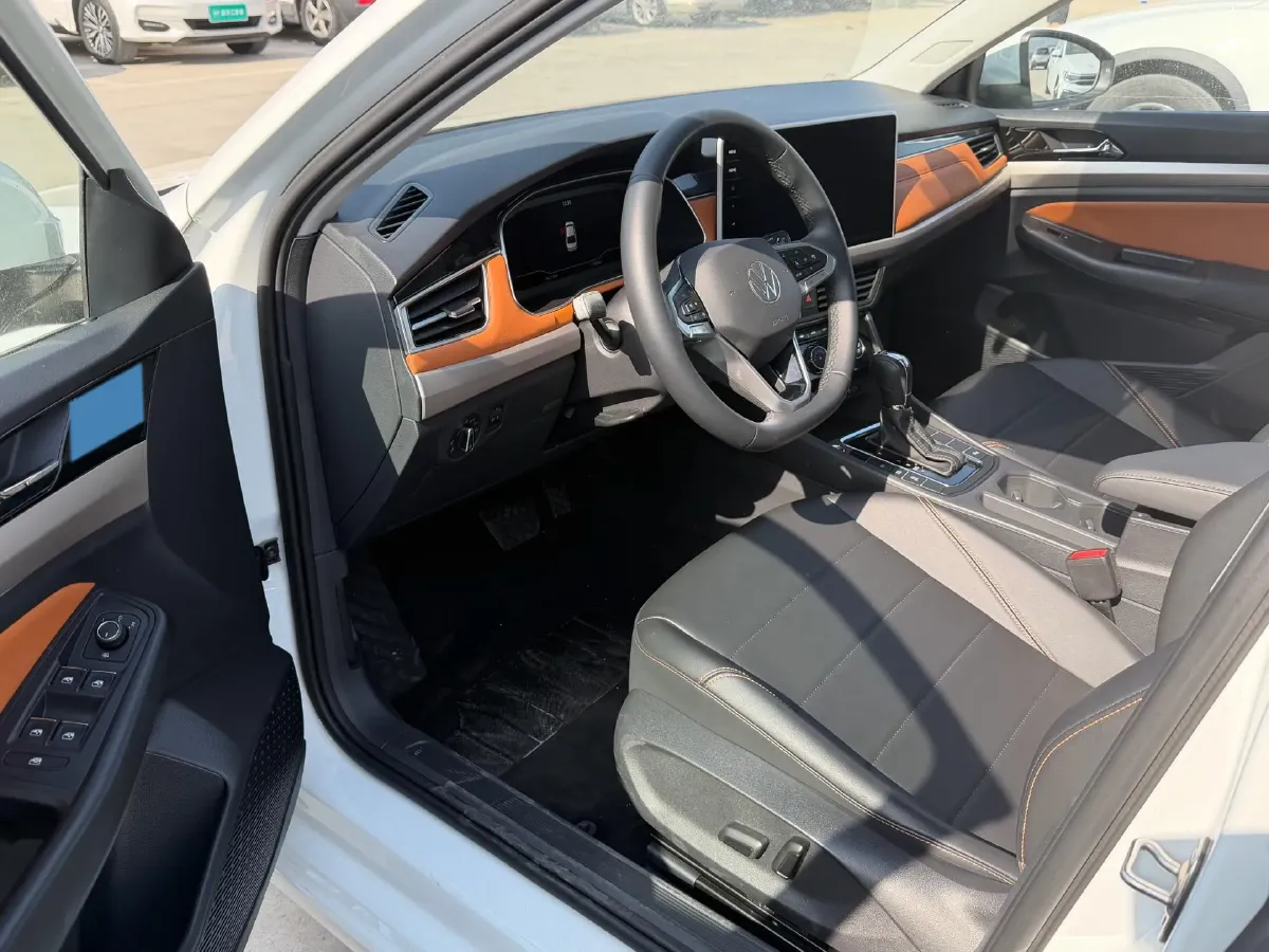 2023 Volkswagen Bora 1.2T 116HP L4 7DCT,autocango,china used car exporter,china ev exporter,chinese used car exporter,chinese used ev exporter