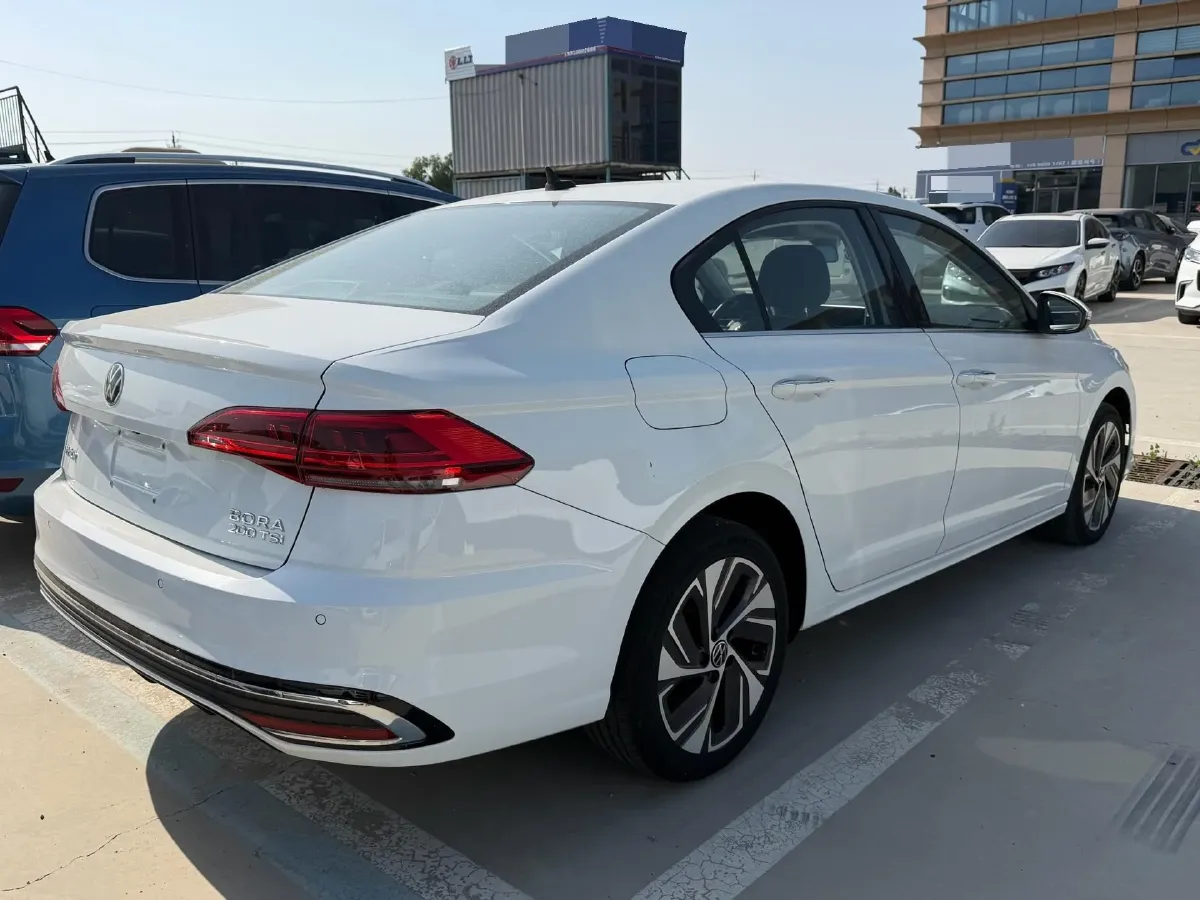2023 Volkswagen Bora 1.2T 116HP L4 7DCT,autocango,china used car exporter,china ev exporter,chinese used car exporter,chinese used ev exporter