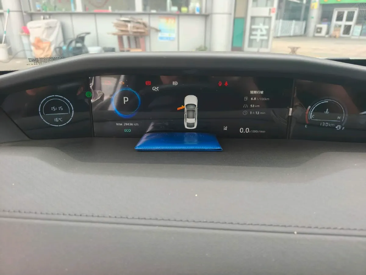 2022 ChangAn Raeton CC 1.5T 188HP L4 7DCT,autocango,china used car exporter,china ev exporter,chinese used car exporter,chinese used ev exporter