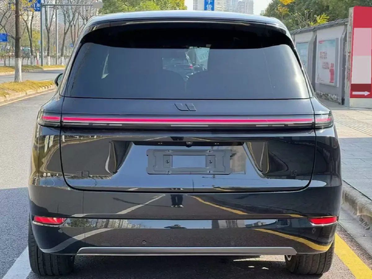 2022 Li L9 Range Extended 154HP REEV 42.6KWH,autocango,china used car exporter,china ev exporter,chinese used car exporter,chinese used ev exporter