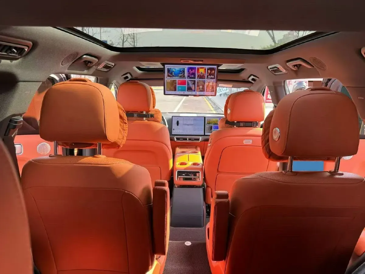 2022 Li L9 Range Extended 154HP REEV 42.6KWH,autocango,china used car exporter,china ev exporter,chinese used car exporter,chinese used ev exporter