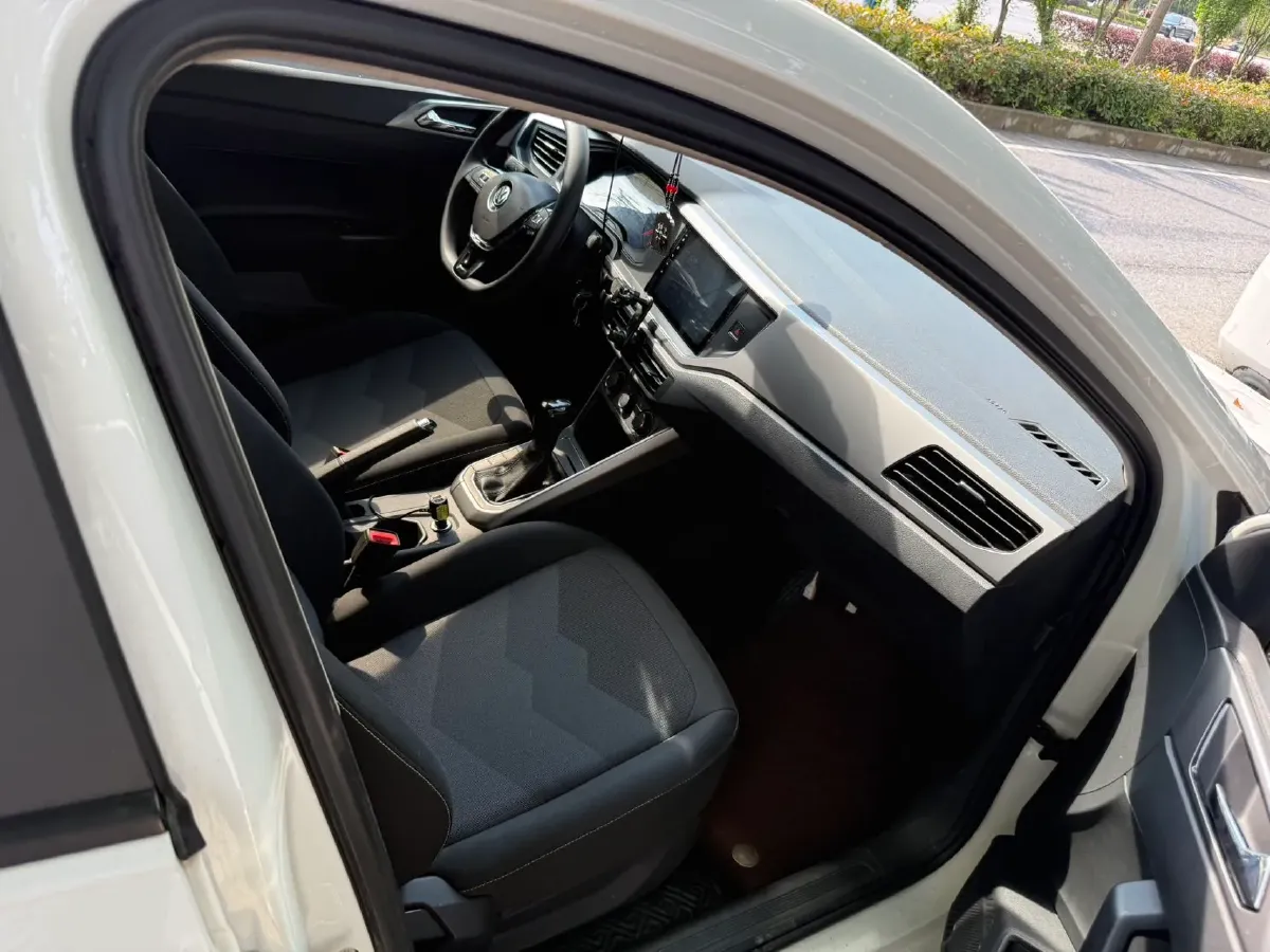 2019 Volkswagen Polo 1.5L 113HP L4 6AT,autocango,china used car exporter,china ev exporter,chinese used car exporter,chinese used ev exporter