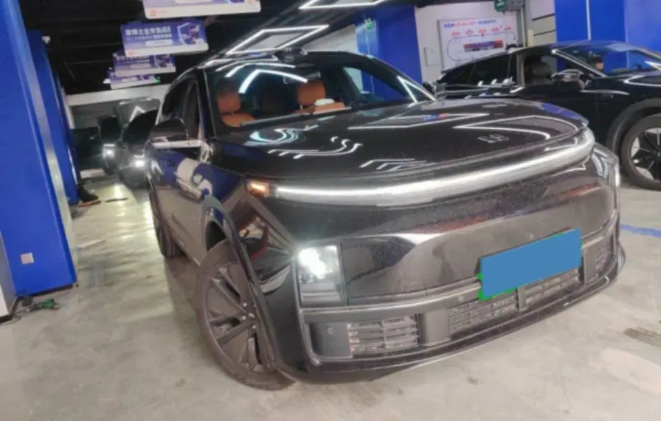 2024 Li L8 Range Extended 154HP REEV 42.8KWH,autocango,china used car exporter,china ev exporter,chinese used car exporter,chinese used ev exporter