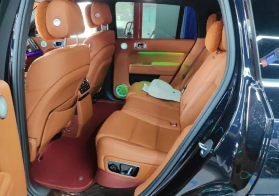 2024 Li L8 Range Extended 154HP REEV 42.8KWH,autocango,china used car exporter,china ev exporter,chinese used car exporter,chinese used ev exporter