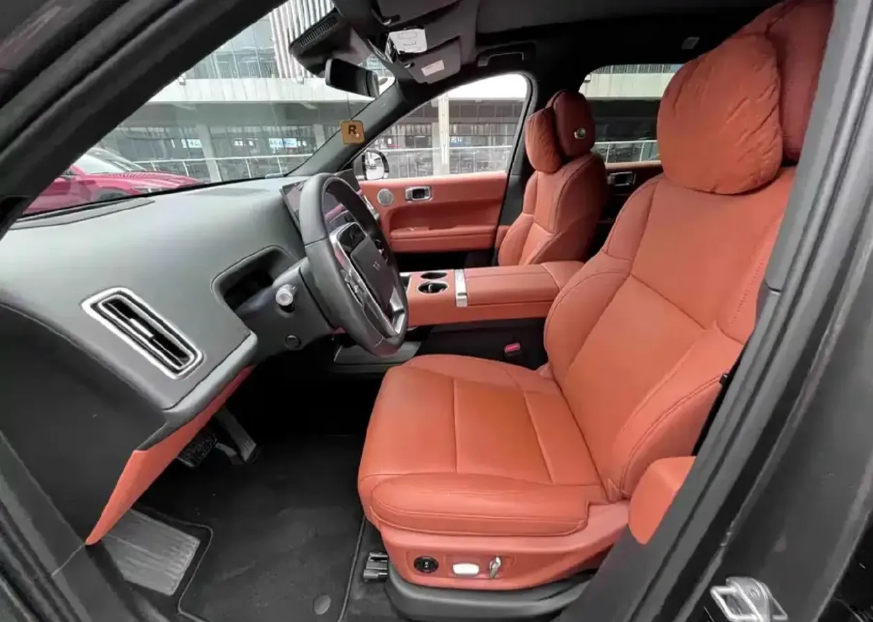 2024 Li L6 Range Extended 154HP L4 REEV 36.8KWH,autocango,china used car exporter,china ev exporter,chinese used car exporter,chinese used ev exporter