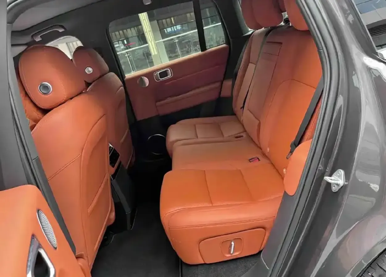 2024 Li L6 Range Extended 154HP L4 REEV 36.8KWH,autocango,china used car exporter,china ev exporter,chinese used car exporter,chinese used ev exporter