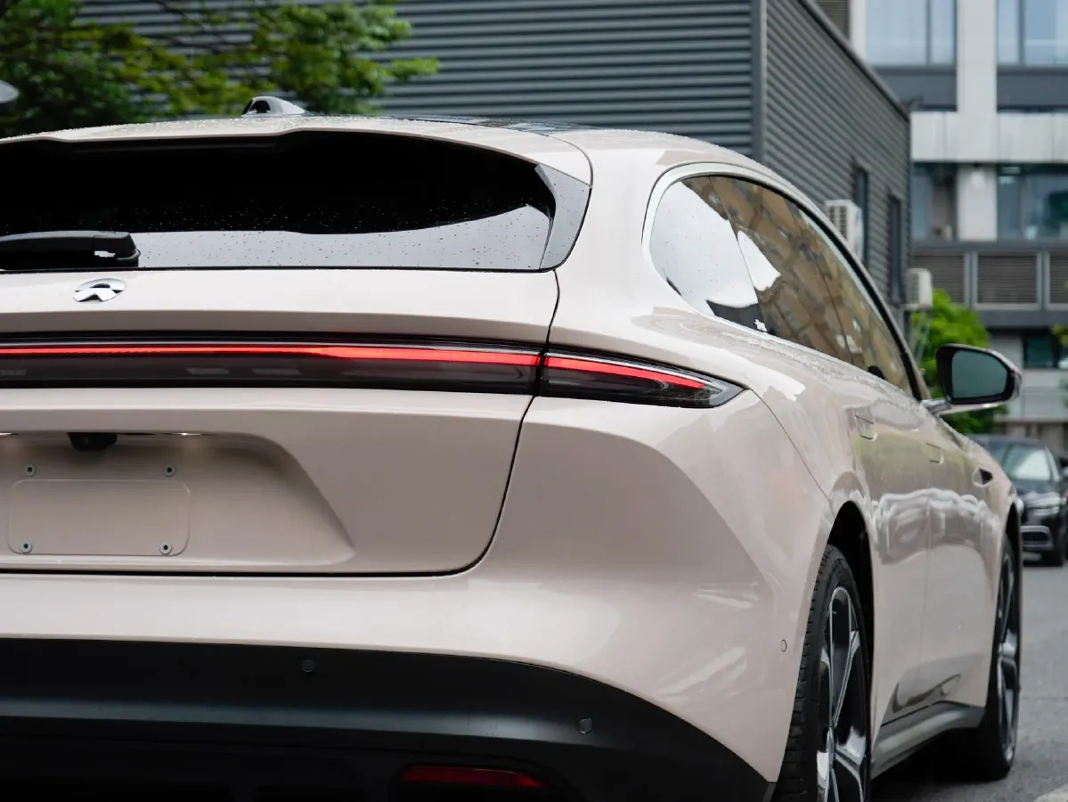 2024 NIO ET5T BEV 75KWH,autocango,china used car exporter,china ev exporter,chinese used car exporter,chinese used ev exporter