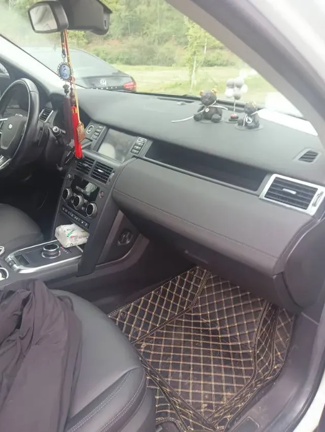 2019 Land Rover Discovery Sport 2.0T 200HP L4 9AT,autocango,china used car exporter,china ev exporter,chinese used car exporter,chinese used ev exporter