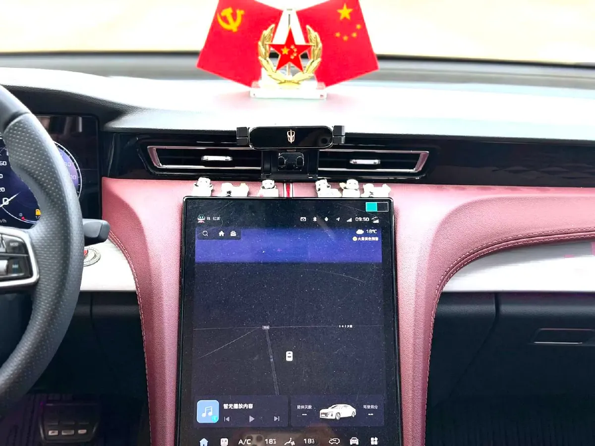 2025 HongQi H5 1.5T 169HP L4 1DHT Hybrid,autocango,china used car exporter,china ev exporter,chinese used car exporter,chinese used ev exporter
