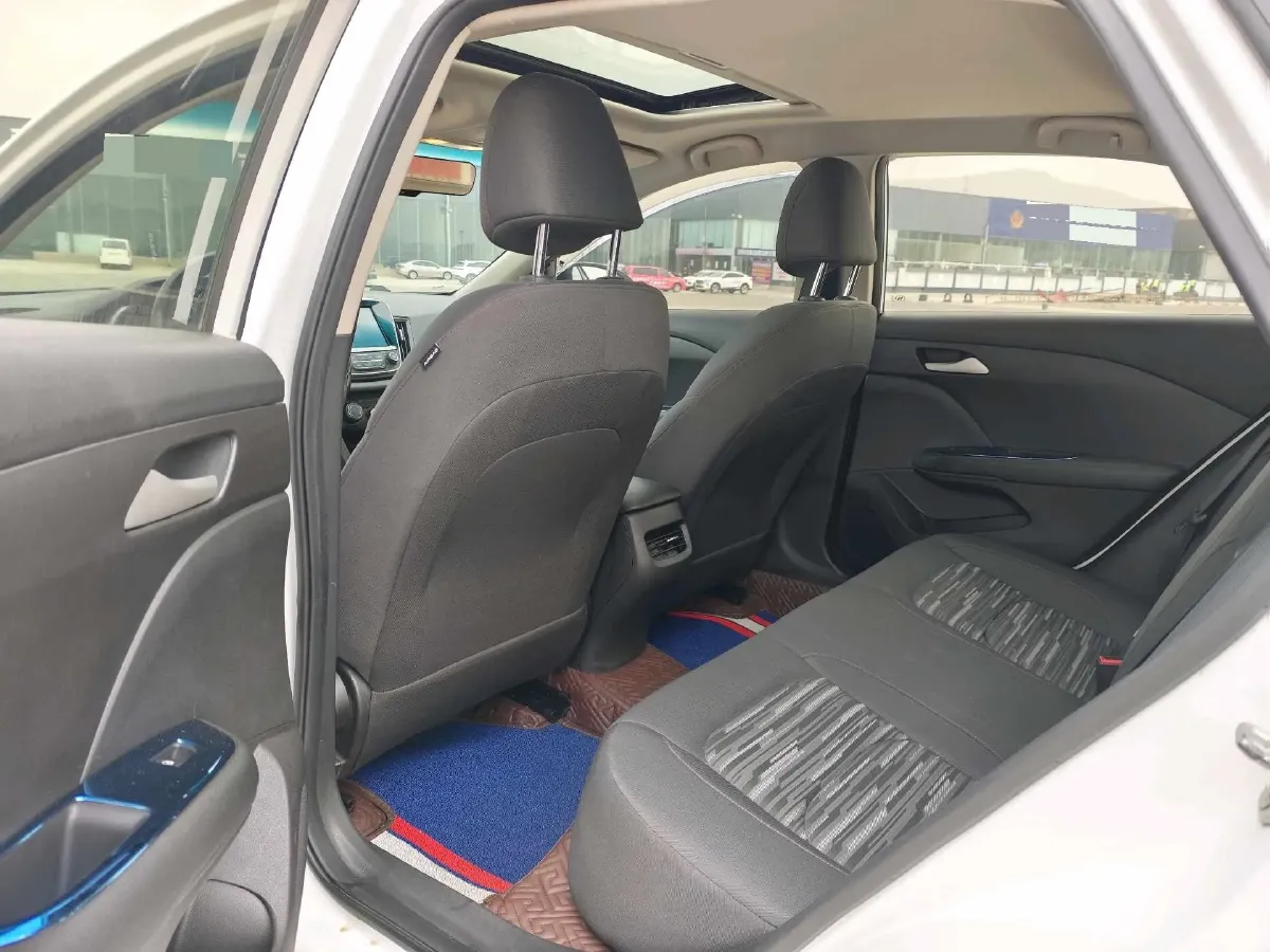 2019 Chevrolet Monza 1.0T 125HP L3 6DCT,autocango,china used car exporter,china ev exporter,chinese used car exporter,chinese used ev exporter
