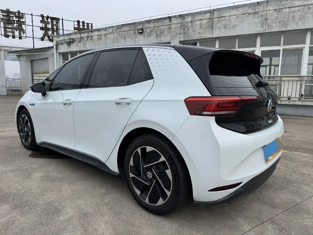 2023 Volkswagen ID.3 BEV 52.8KWH,autocango,china used car exporter,china ev exporter,chinese used car exporter,chinese used ev exporter