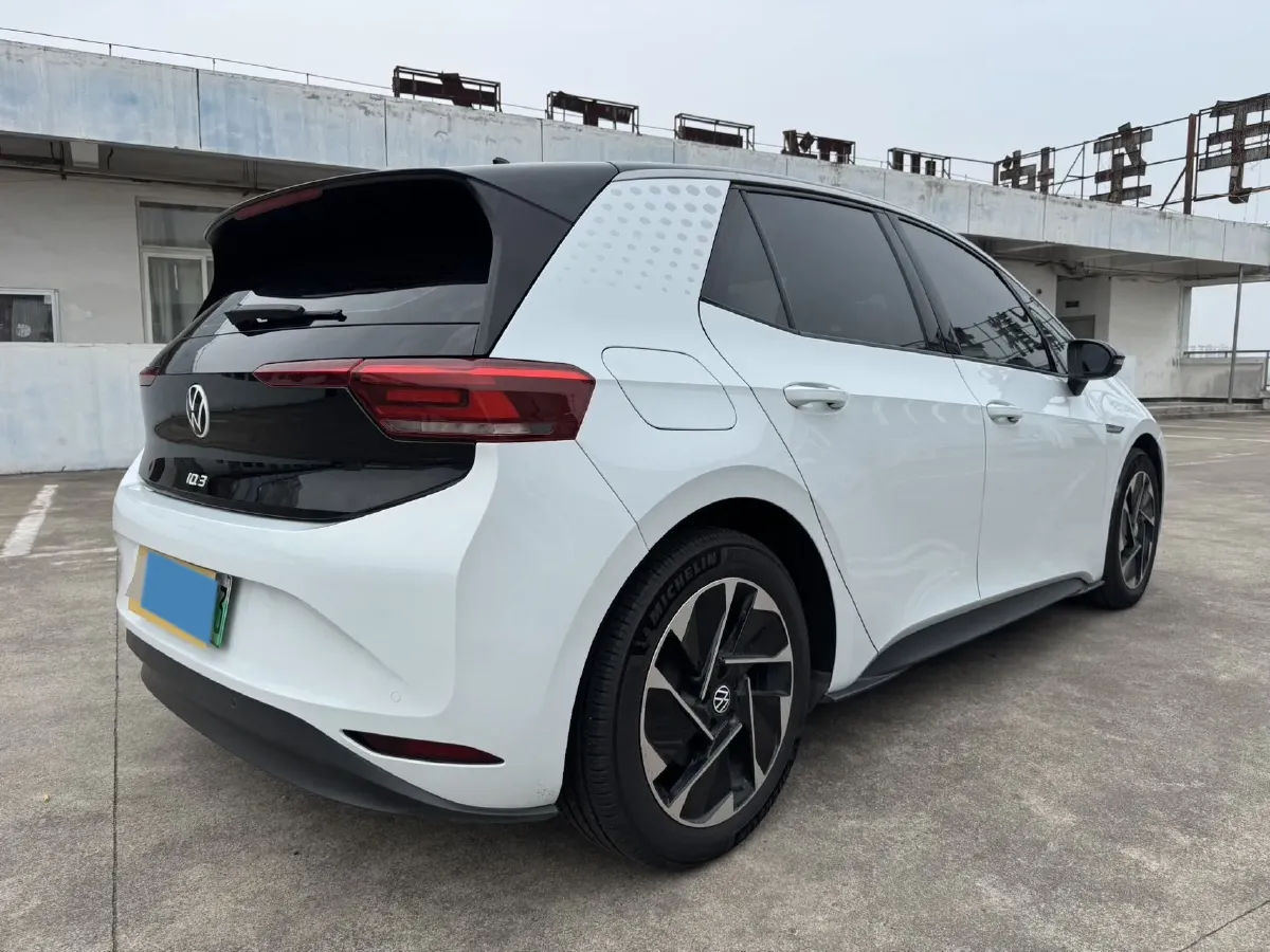 2023 Volkswagen ID.3 BEV 52.8KWH,autocango,china used car exporter,china ev exporter,chinese used car exporter,chinese used ev exporter