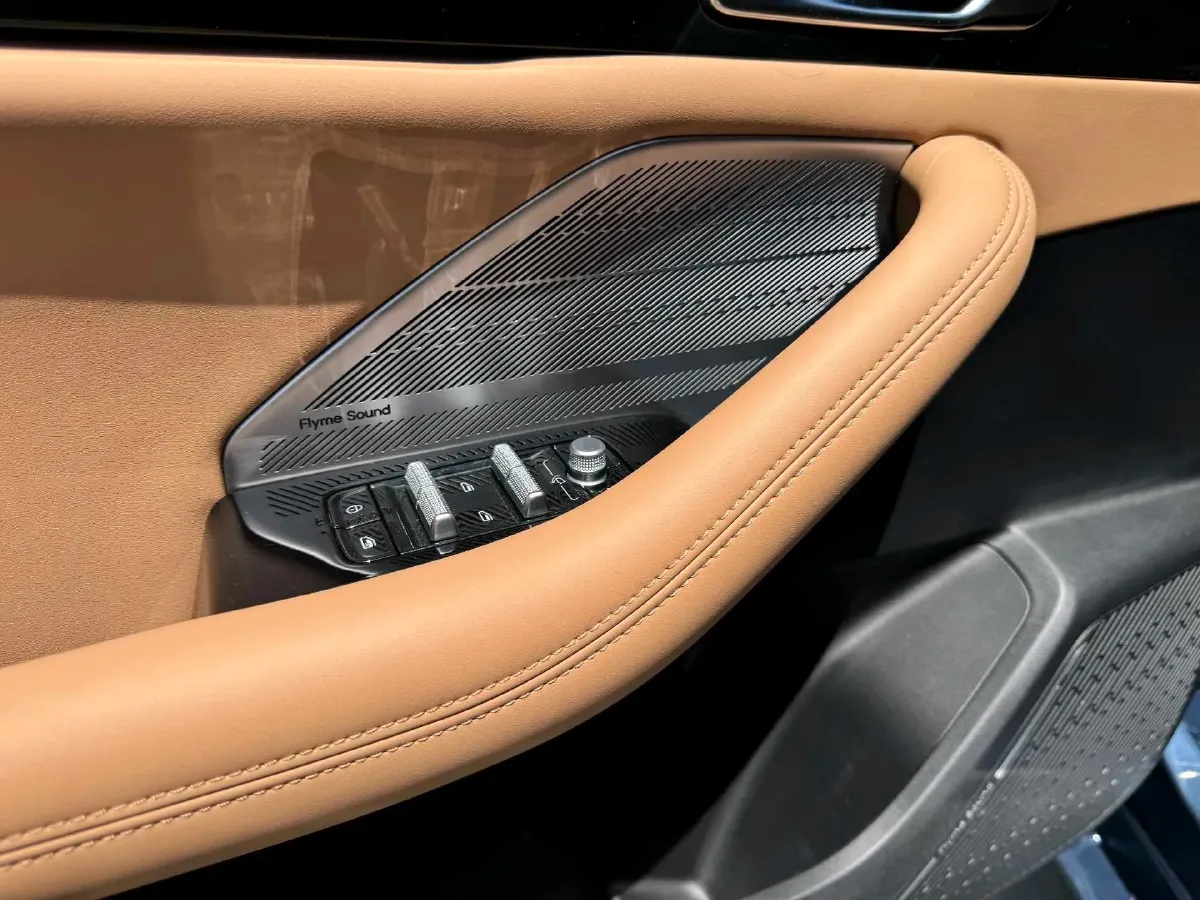 2025 Geely Galaxy A7 1.5L 112HP L4 1DHT PHEV,autocango,china used car exporter,china ev exporter,chinese used car exporter,chinese used ev exporter