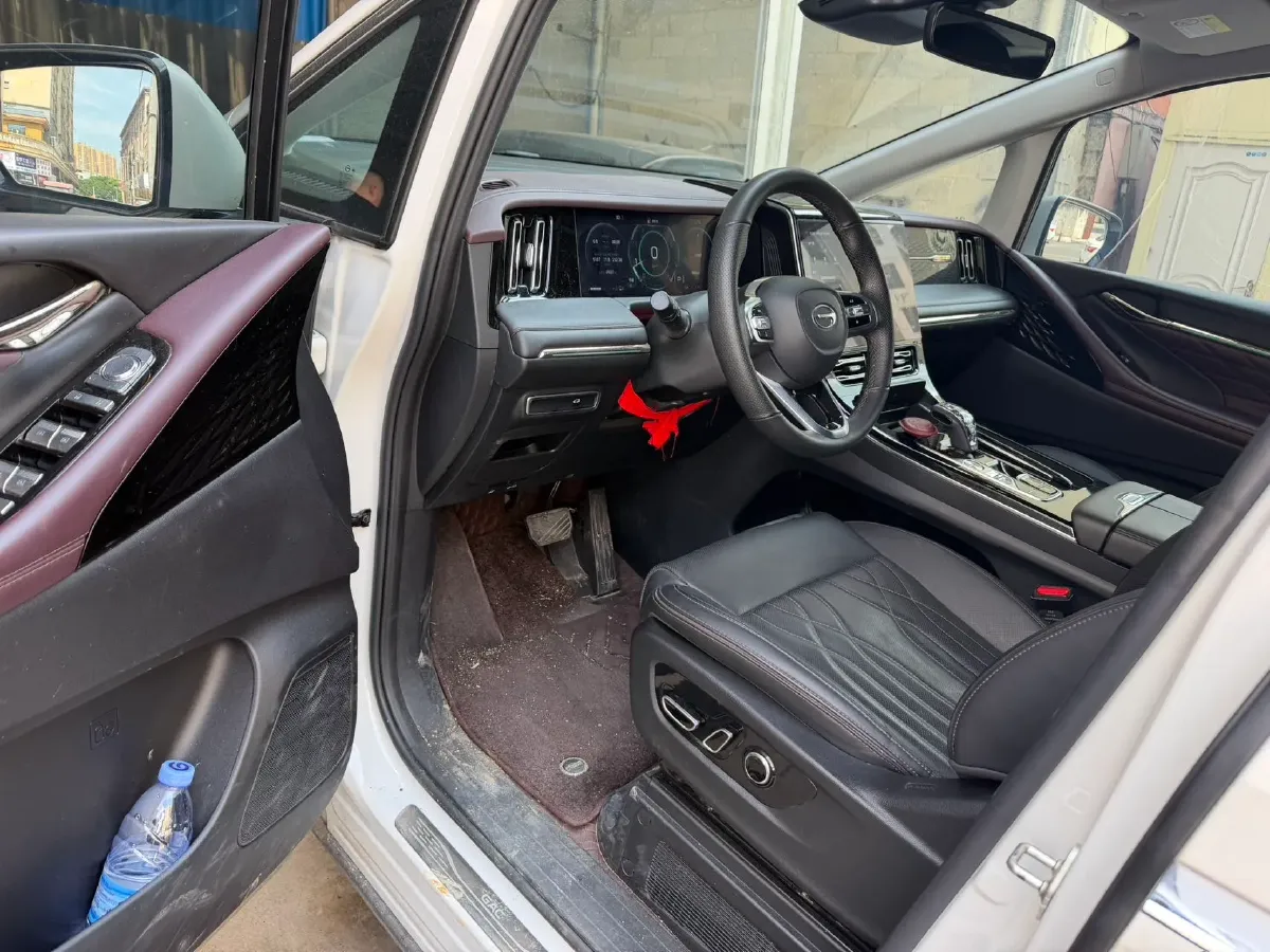 2023 HongQi HS5 2.0T 252HP L4 8AT,autocango,china used car exporter,china ev exporter,chinese used car exporter,chinese used ev exporter