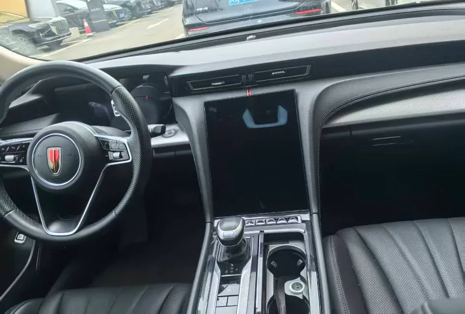 2024 HongQi H5 1.5T 169HP L4 7DCT,autocango,china used car exporter,china ev exporter,chinese used car exporter,chinese used ev exporter