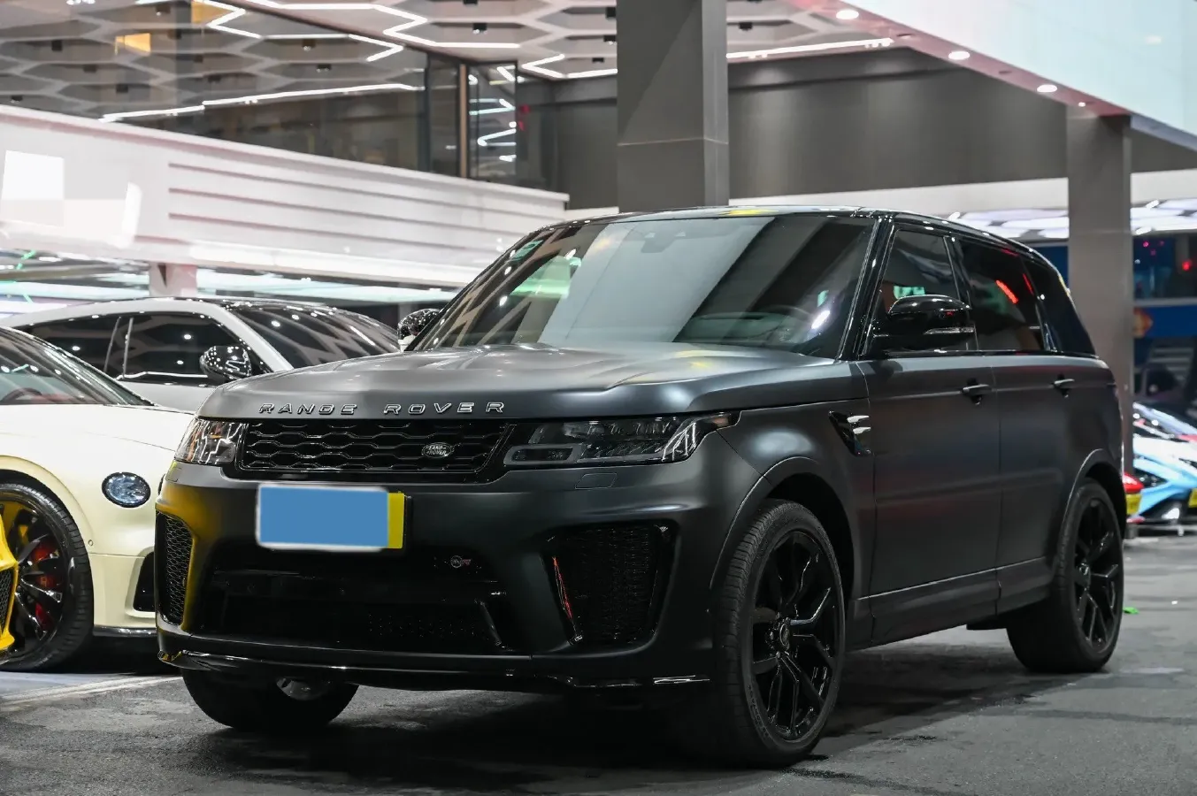 2022 Land Rover Range Rover Sport 5.0T 575HP V8 8AT,autocango,china used car exporter,china ev exporter,chinese used car exporter,chinese used ev exporter