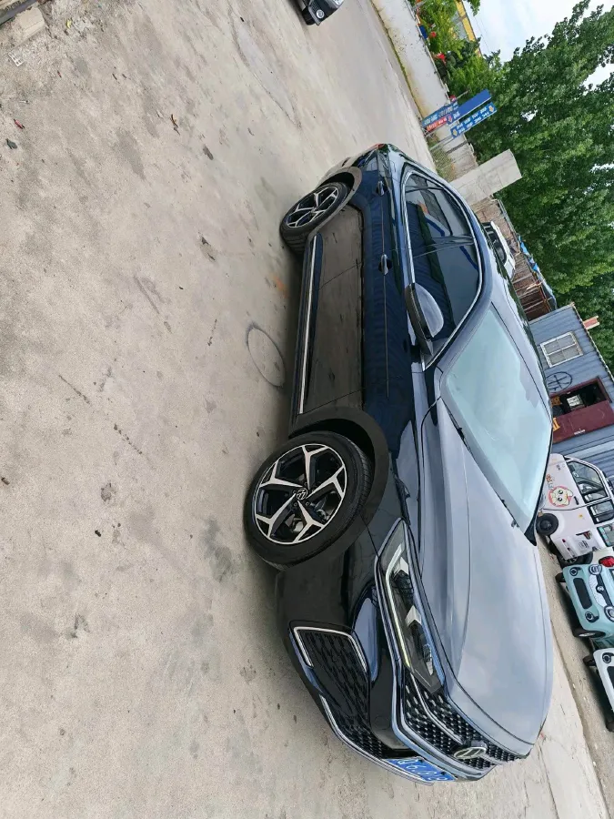 2025 Volkswagen Passat 2.0T 220HP L4 7DCT,autocango,china used car exporter,china ev exporter,chinese used car exporter,chinese used ev exporter