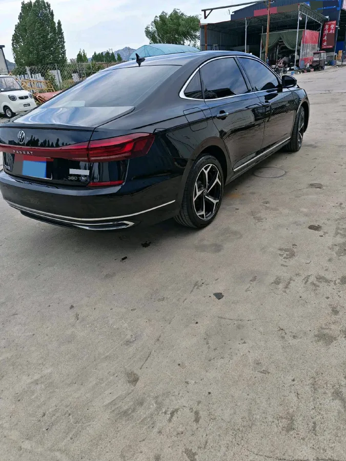 2025 Volkswagen Passat 2.0T 220HP L4 7DCT,autocango,china used car exporter,china ev exporter,chinese used car exporter,chinese used ev exporter