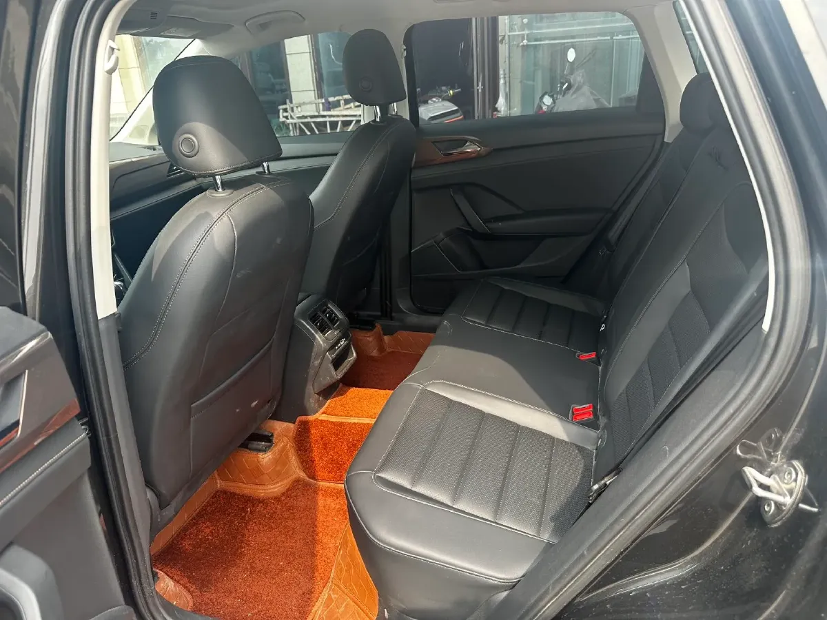 2021 Volkswagen Tharu 1.4T 150HP L4 7DCT,autocango,china used car exporter,china ev exporter,chinese used car exporter,chinese used ev exporter