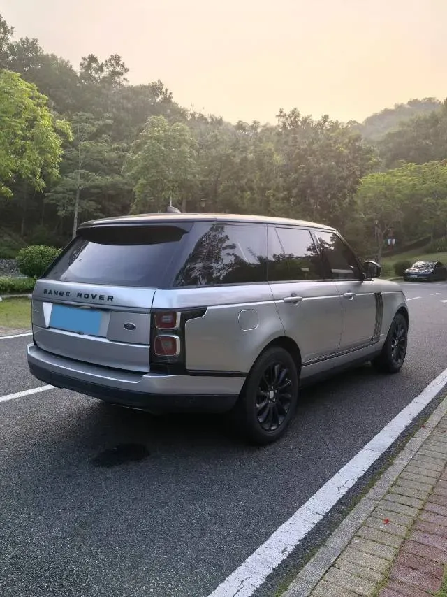 2018 Land Rover Range Rover Evoque 2.0T 241HP L4 9AT,autocango,china used car exporter,china ev exporter,chinese used car exporter,chinese used ev exporter