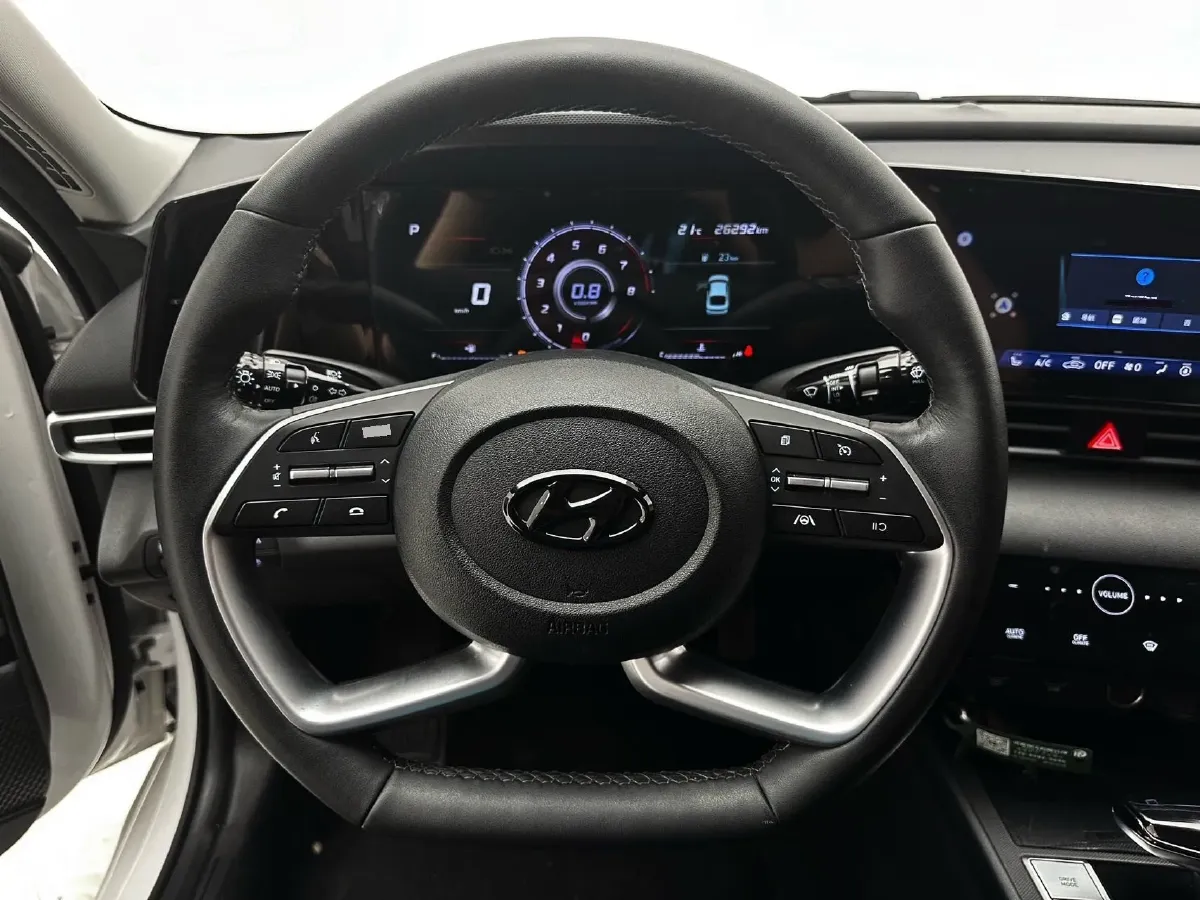 2022 Hyundai Elantra 1.5L 115HP L4 CVT,autocango,china used car exporter,china ev exporter,chinese used car exporter,chinese used ev exporter