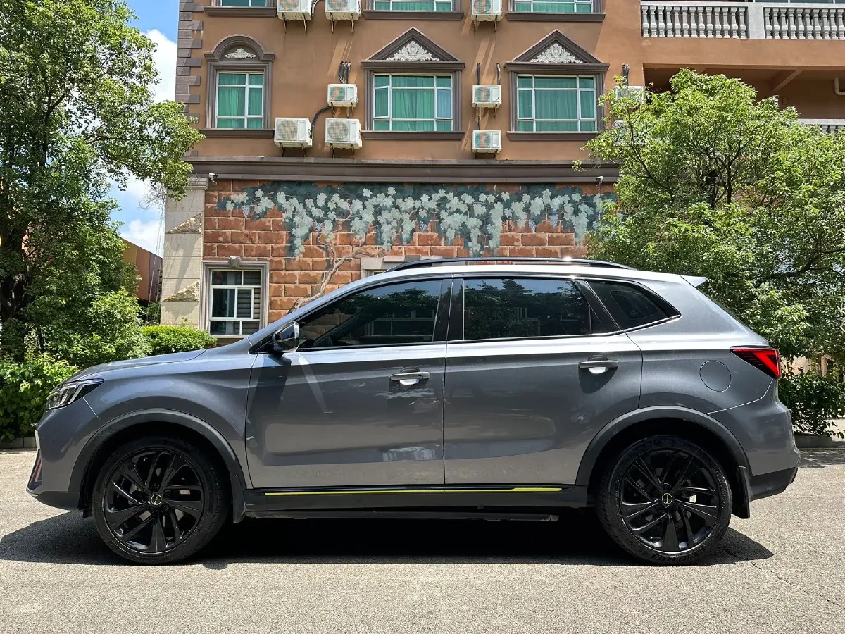 2020 Roewe RX5 1.5T 169HP L4 AMT PHEV 11.1KWH,autocango,china used car exporter,china ev exporter,chinese used car exporter,chinese used ev exporter