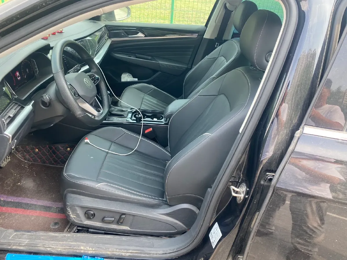 2023 Volkswagen Passat 2.0T 186HP L4 7DCT,autocango,china used car exporter,china ev exporter,chinese used car exporter,chinese used ev exporter
