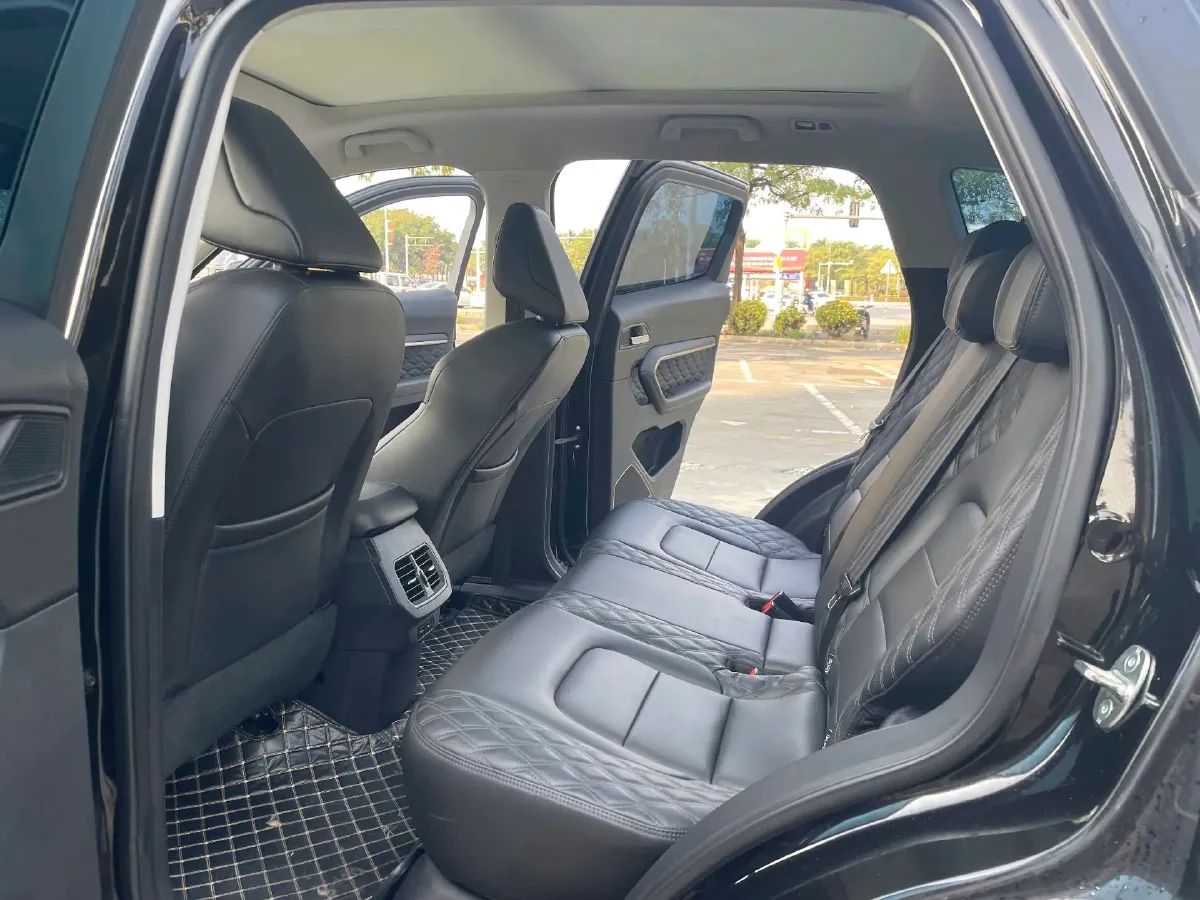 2021 Haval H6 1.5T 150HP L4 7DCT,autocango,china used car exporter,china ev exporter,chinese used car exporter,chinese used ev exporter