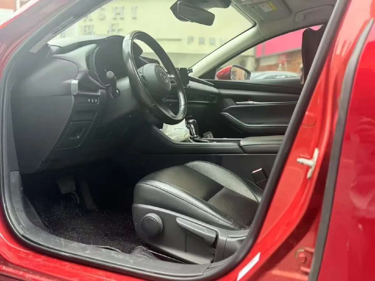 2020 Mazda 3 Axela 1.5L 117HP L4 6AT,autocango,china used car exporter,china ev exporter,chinese used car exporter,chinese used ev exporter