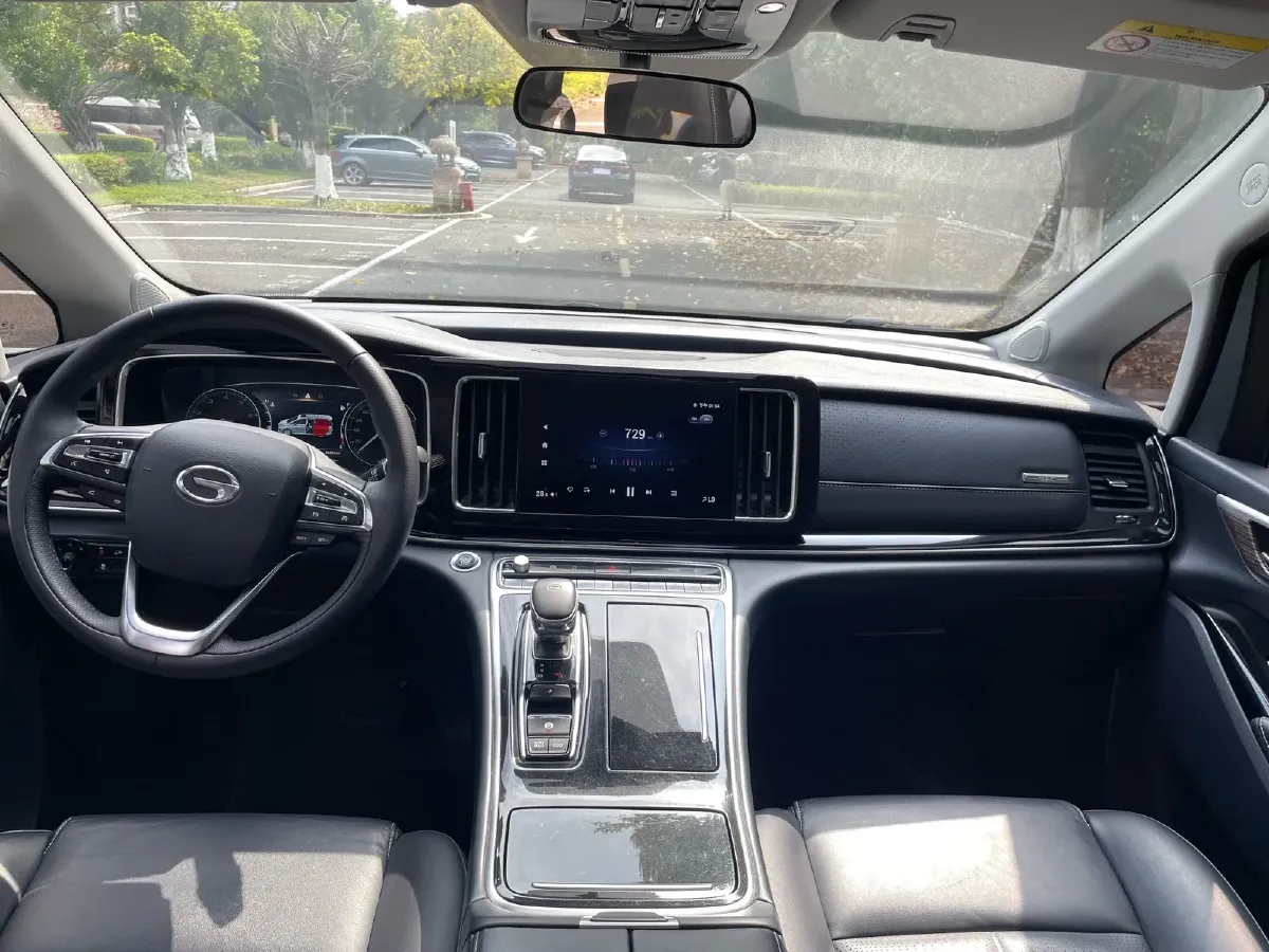 2021 GAC Trumpchi M8 2.0T 252HP L4 8AT,autocango,china used car exporter,china ev exporter,chinese used car exporter,chinese used ev exporter