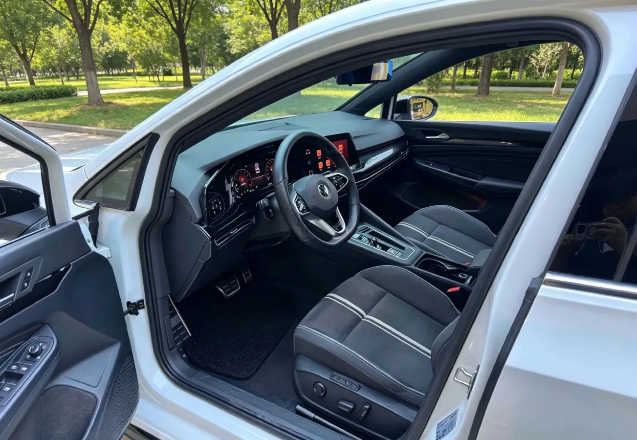 2021 Volkswagen Golf 1.4T 150HP L4 7DCT,autocango,china used car exporter,china ev exporter,chinese used car exporter,chinese used ev exporter