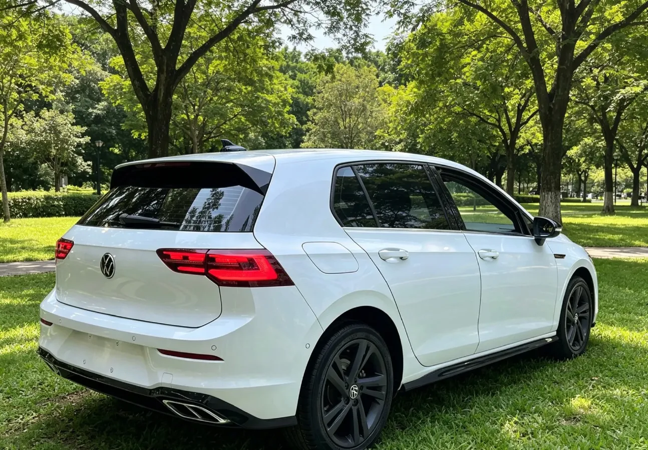 2021 Volkswagen Golf 1.4T 150HP L4 7DCT,autocango,china used car exporter,china ev exporter,chinese used car exporter,chinese used ev exporter
